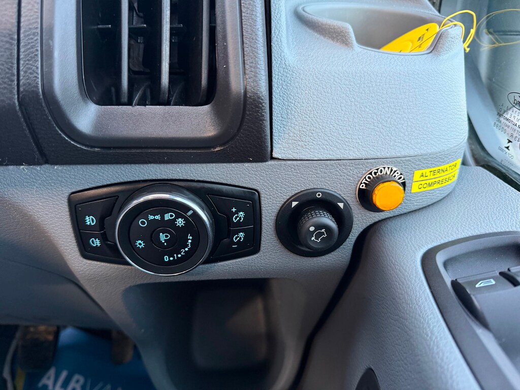 Used Ford Transit 2019 for sale - 77504652: Photo 31