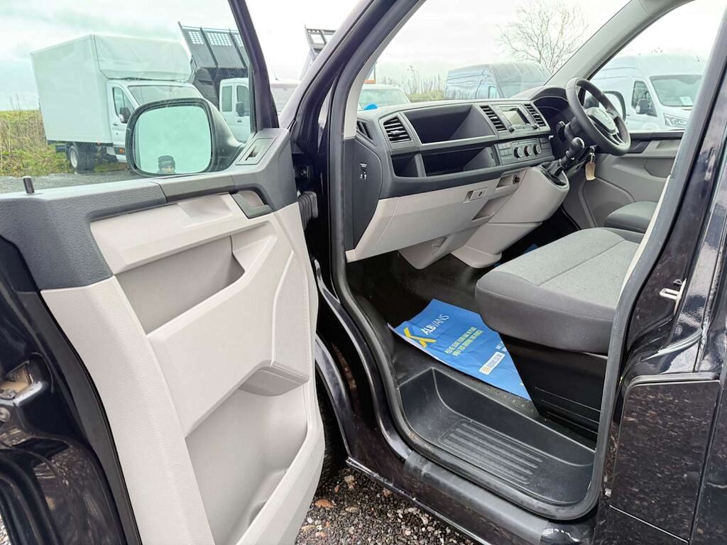 Used Volkswagen Transporter 2019 for sale - 77339740: Photo 14