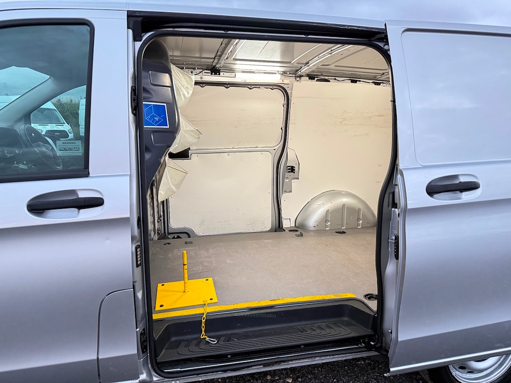 Used Mercedes-Benz Vito 2018 for sale - 76217335: Photo 11