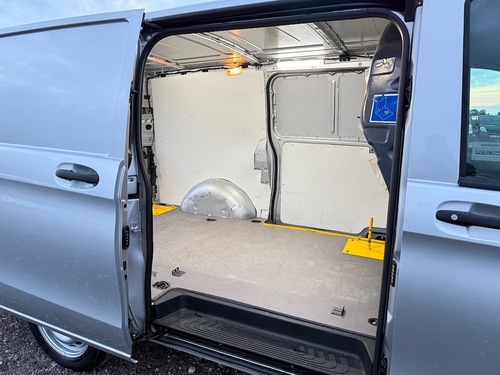 Used Mercedes-Benz Vito 2018 for sale - 76217335: Photo 12