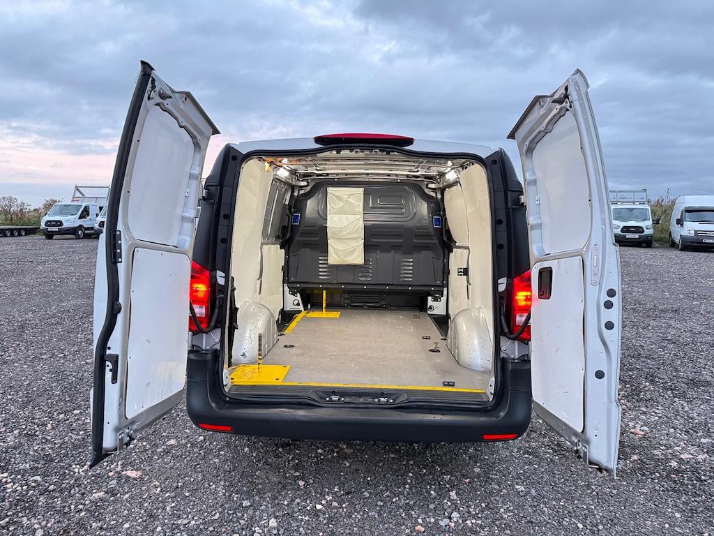 Used Mercedes-Benz Vito 2018 for sale - 76217335: Photo 13