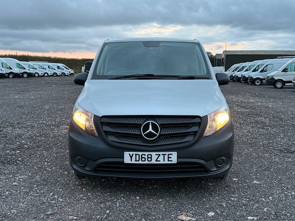 Used Mercedes-Benz Vito 2018 for sale - 76217335: Photo 2