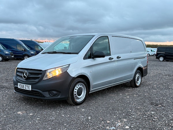 Used Mercedes-Benz Vito 2018 for sale - 76217335: Photo 3
