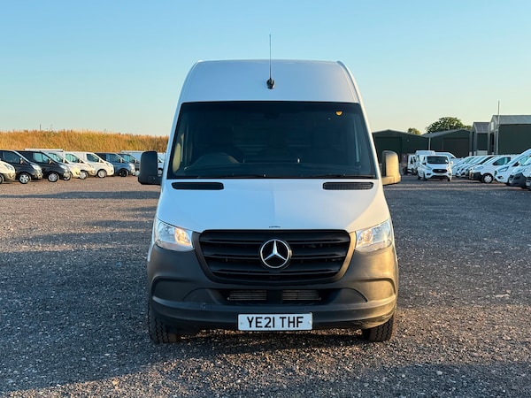 Used Mercedes-Benz Sprinter 2021 for sale - 75572377: Photo 2