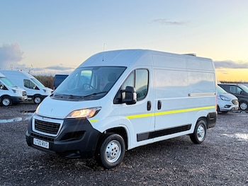 Used Peugeot Boxer 2020 for sale - 76842402: Photo