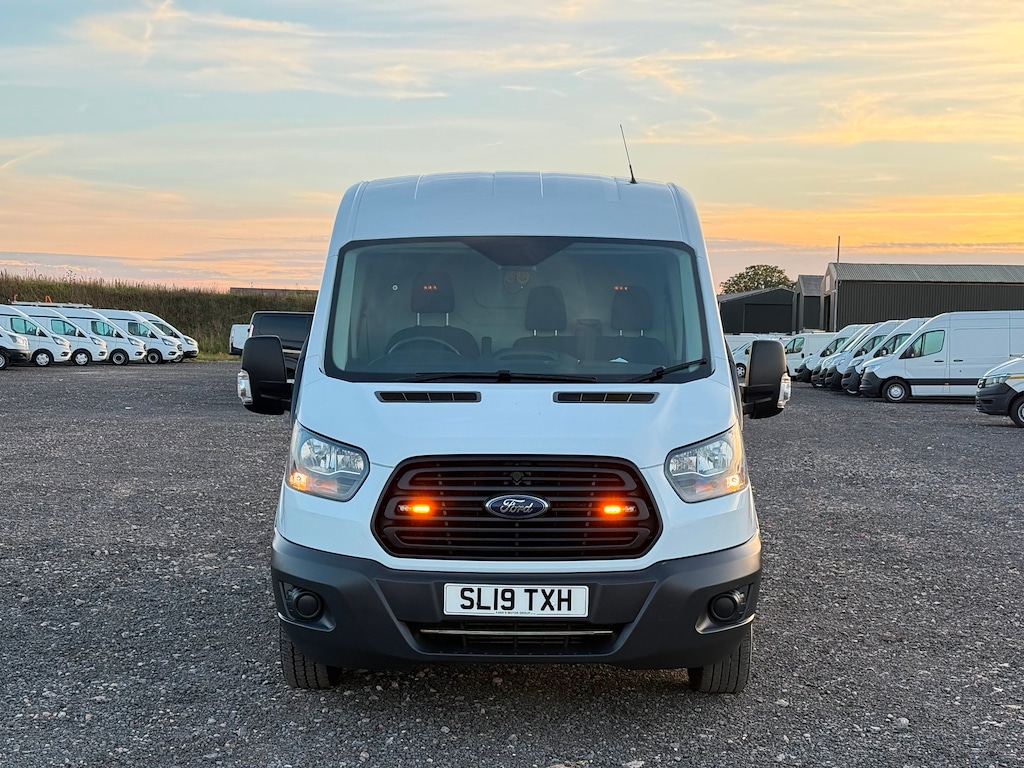 Used Ford Transit 2019 for sale - 76161664: Photo 2