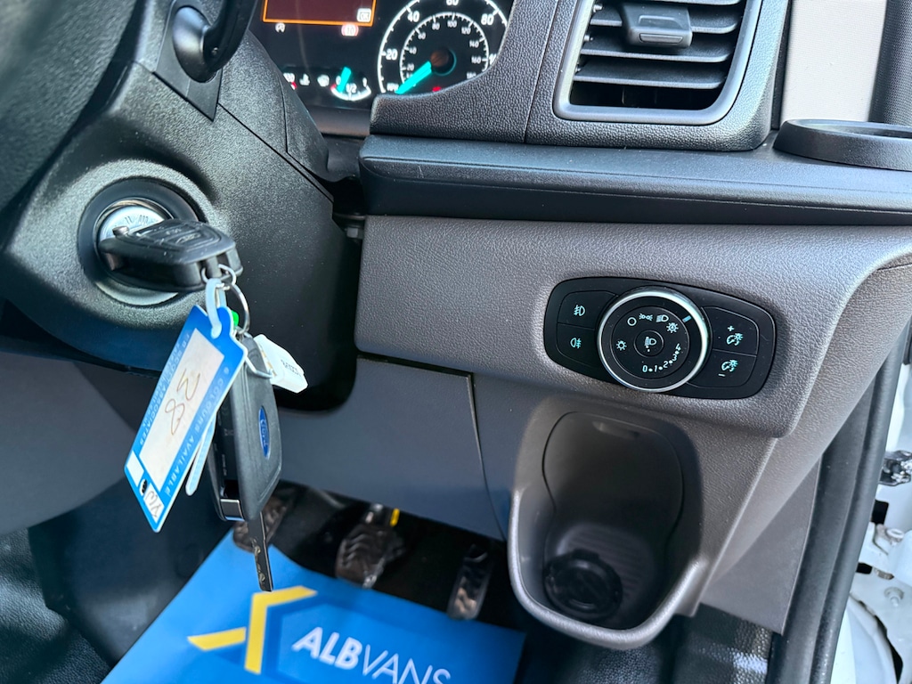 Used Ford Transit Custom 2020 for sale - 77674174: Photo 24