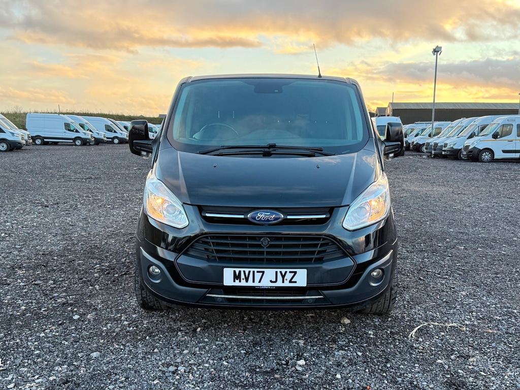 Used Ford Transit Custom 2017 for sale - 77885652: Photo 2