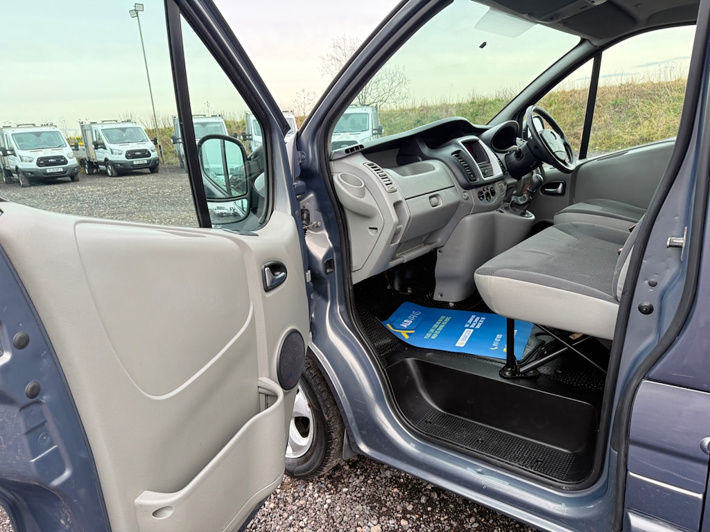 Used Vauxhall Vivaro 2013 for sale - 77960124: Photo 16