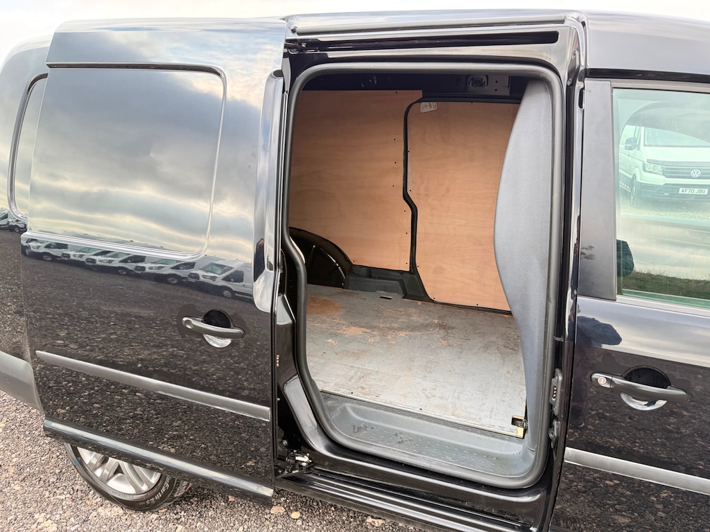 Used Volkswagen Caddy Maxi 2017 for sale - 77771483: Photo 12