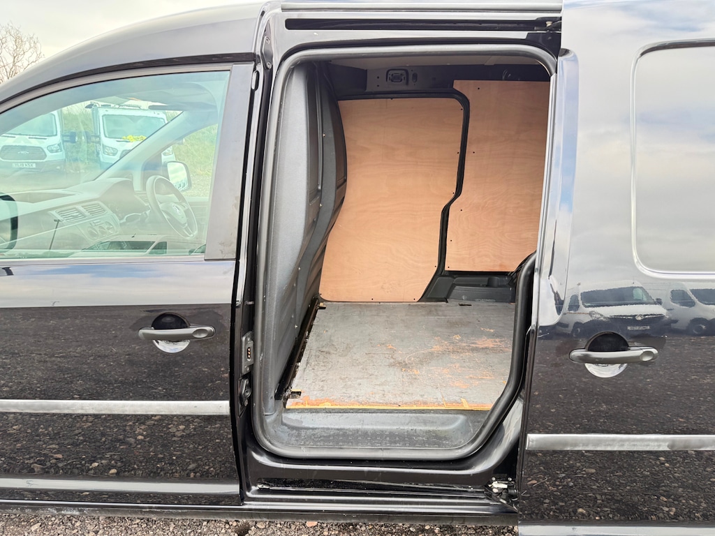 Used Volkswagen Caddy Maxi 2017 for sale - 77771483: Photo 15