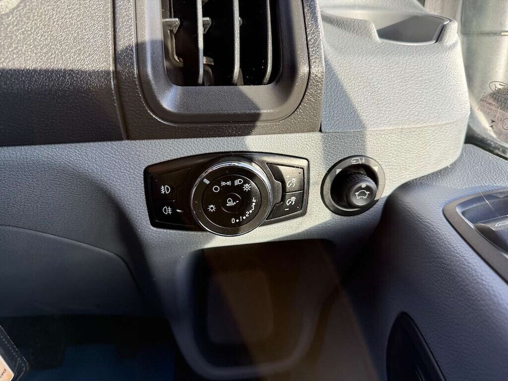 Used Ford Transit 2018 for sale - 77339796: Photo 22