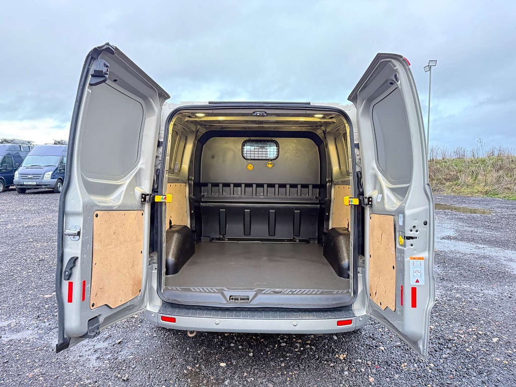 Used Ford Transit Custom 2017 for sale - 77347585: Photo 13