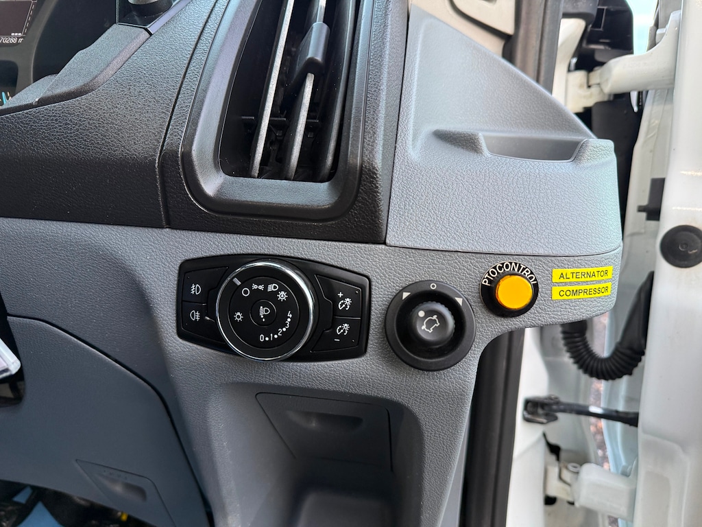 Used Ford Transit 2019 for sale - 77021990: Photo 23