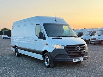 Mercedes-Benz - Sprinter