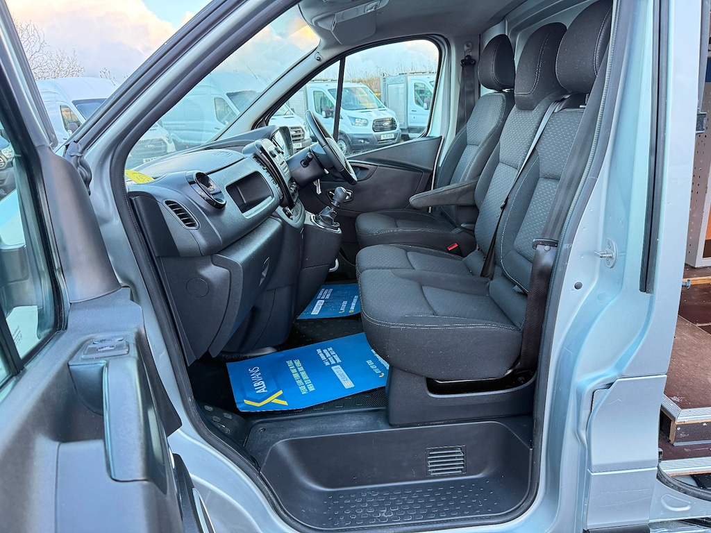 Used Vauxhall Vivaro 2019 for sale - 77232403: Photo 17