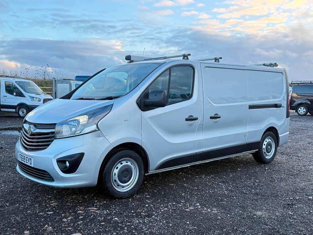 Used Vauxhall Vivaro 2019 for sale - 77232403: Photo 4