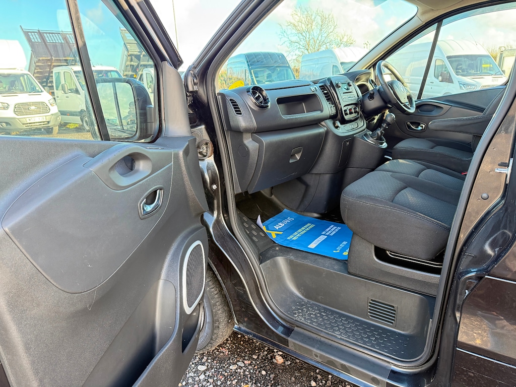 Used Vauxhall Vivaro 2016 for sale - 77232408: Photo 17