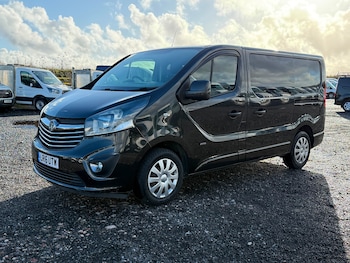 Used Vauxhall Vivaro 2016 for sale - 77232408: Photo