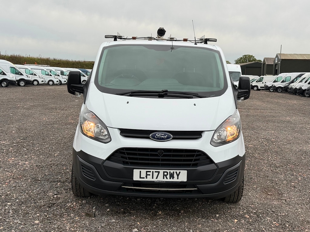 Used Ford Transit Custom 2017 for sale - 76316945: Photo 2
