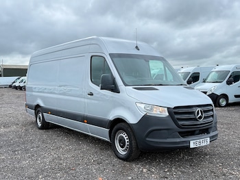 Mercedes-Benz - Sprinter