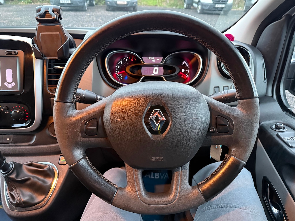 Used Renault Trafic 2018 for sale - 76709739: Photo 23