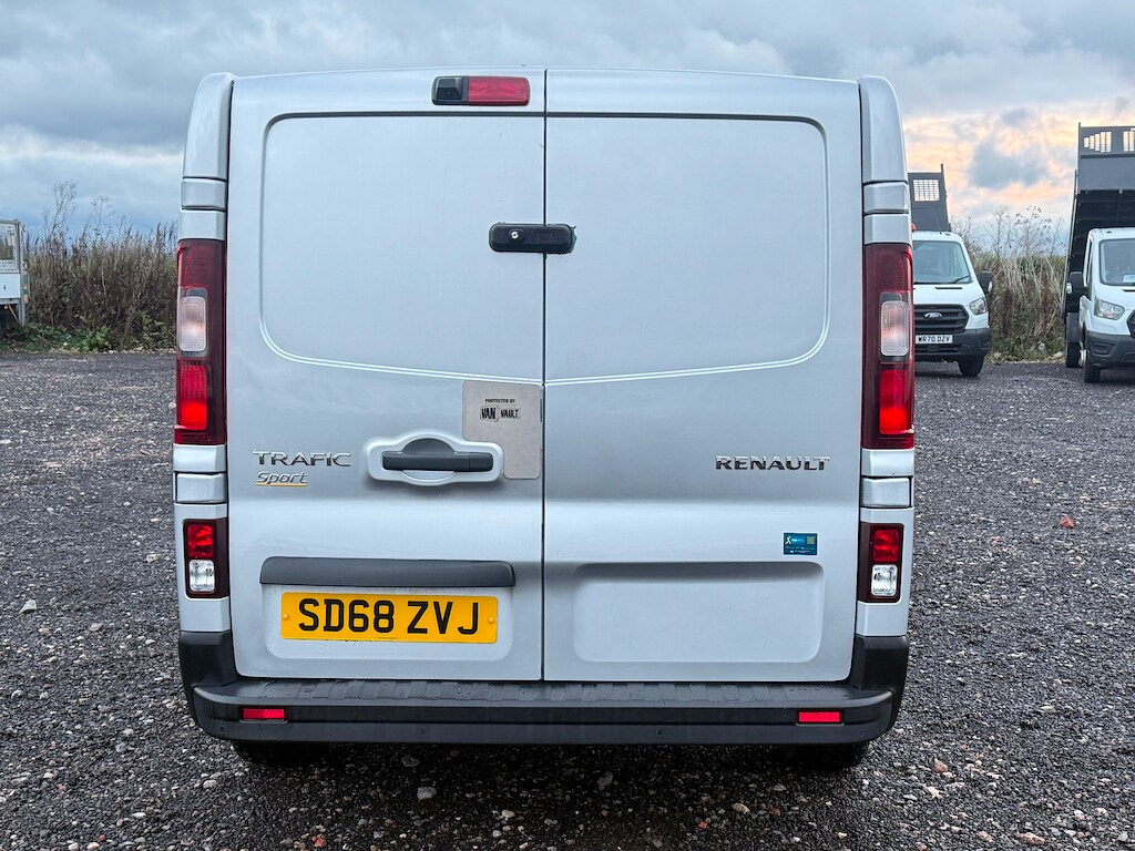 Used Renault Trafic 2018 for sale - 76709739: Photo 7