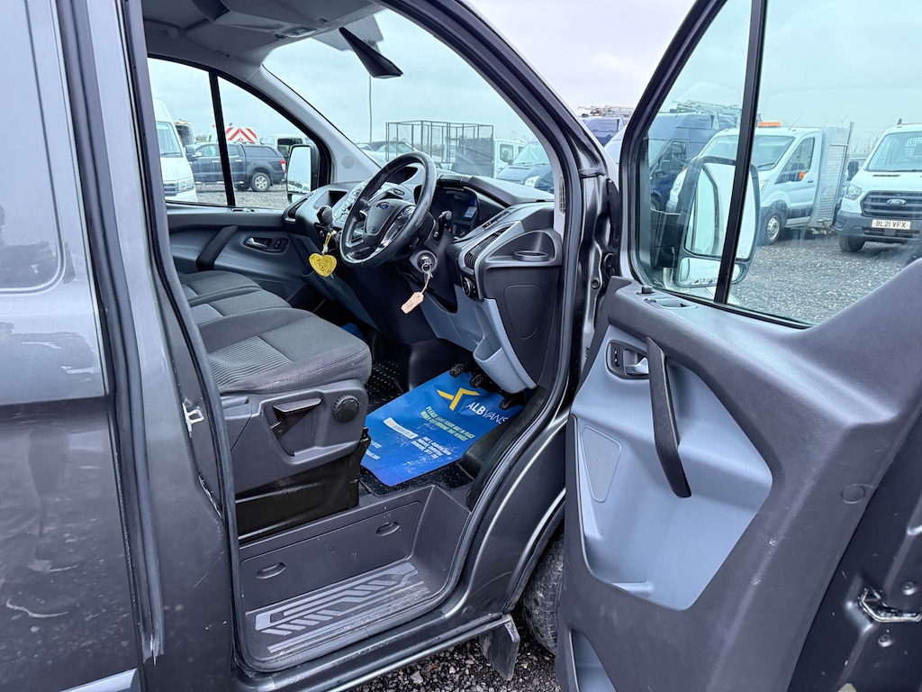 Used Ford Transit Custom 2015 for sale - 77389278: Photo 17