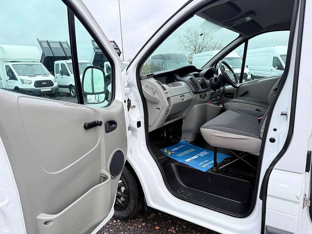 Used Vauxhall Vivaro 2014 for sale - 77218941: Photo 15