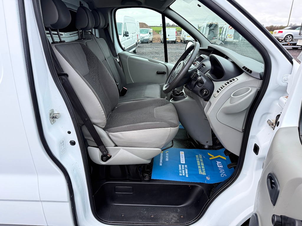 Used Vauxhall Vivaro 2014 for sale - 77218941: Photo 18