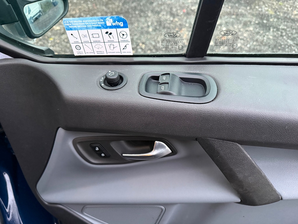 Used Ford Transit Custom 2013 for sale - 76532323: Photo 18