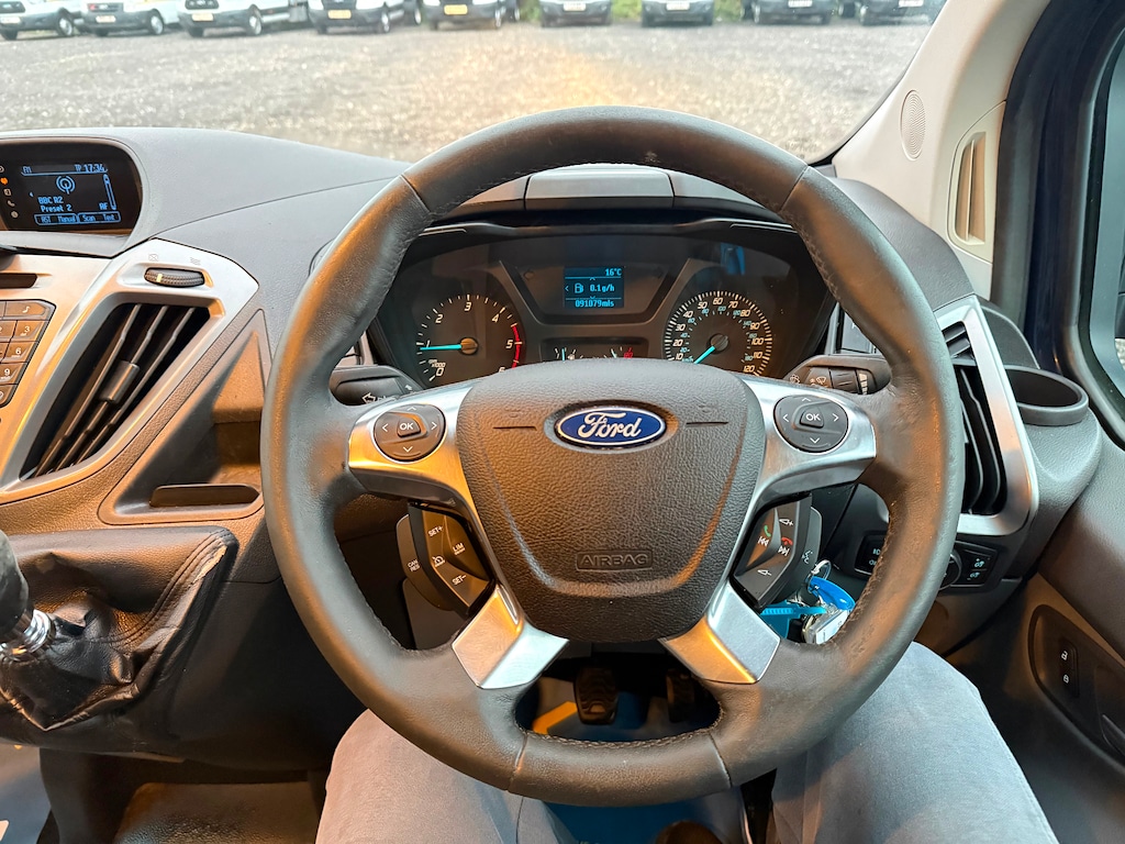 Used Ford Transit Custom 2013 for sale - 76532323: Photo 21