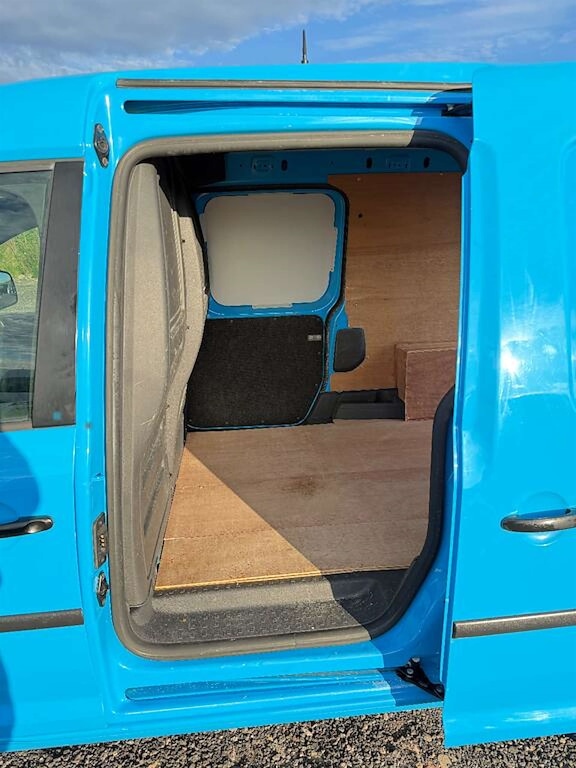 Used Volkswagen Caddy Maxi 2011 for sale - 77339788: Photo 10