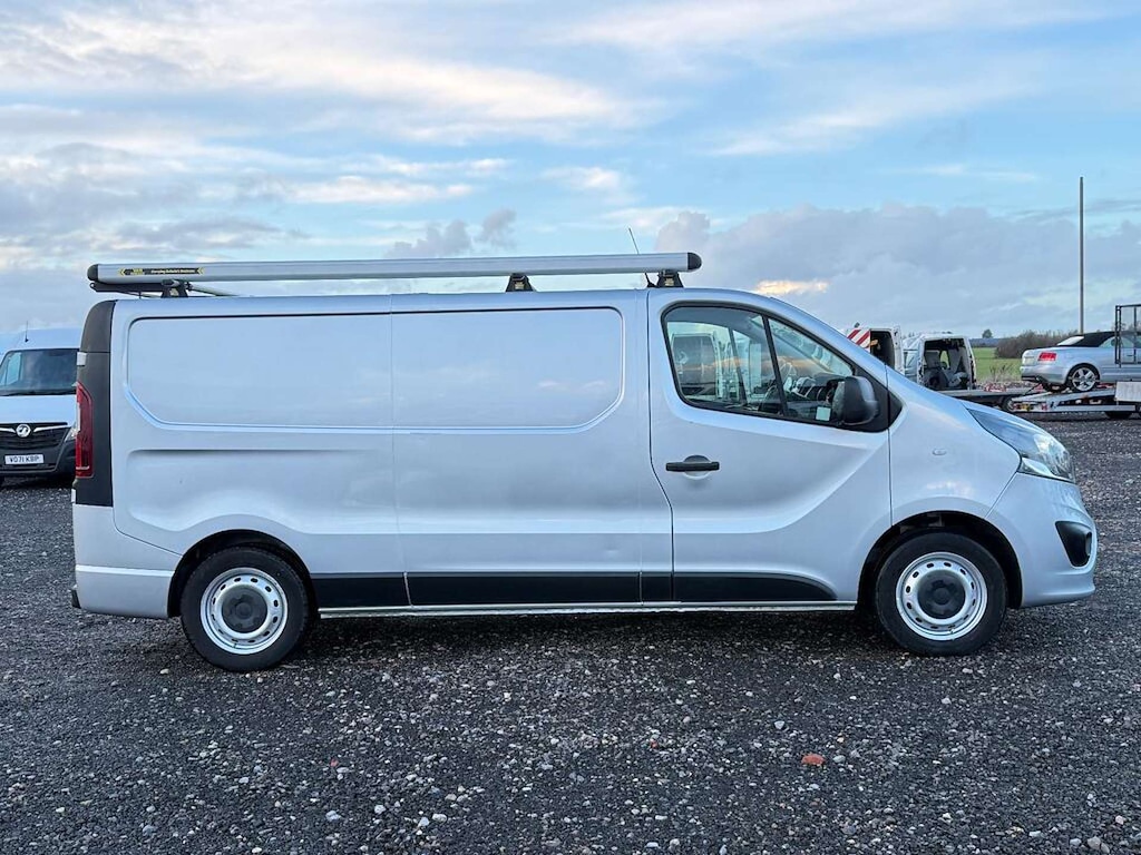 Used Vauxhall Vivaro 2019 for sale - 77339681: Photo 10