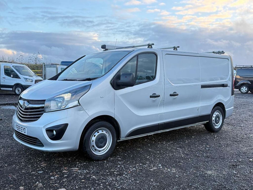 Used Vauxhall Vivaro 2019 for sale - 77339681: Photo 4
