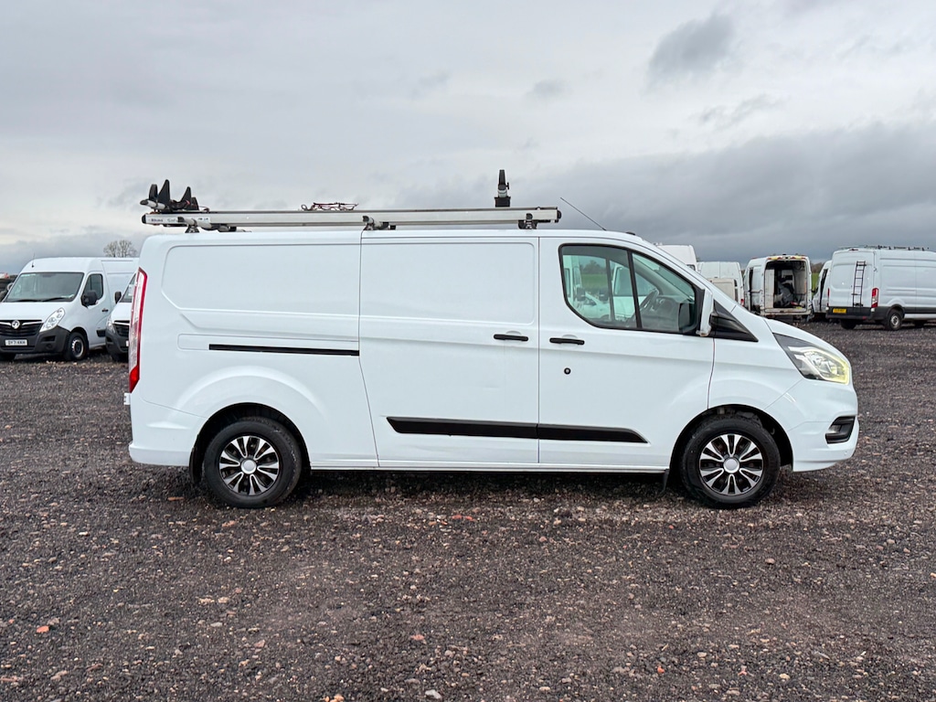 Used Ford Transit Custom 2018 for sale - 77638330: Photo 10