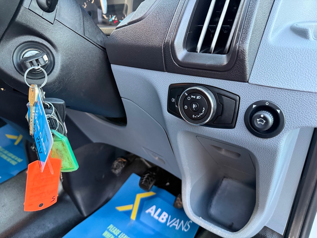 Used Ford Transit 2017 for sale - 77983111: Photo 26