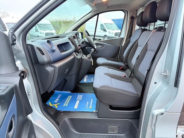 Used Vauxhall Vivaro 2019 for sale - 76316942: Photo 13