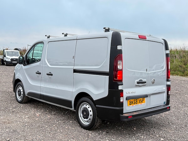 Used Vauxhall Vivaro 2019 for sale - 76316942: Photo 6