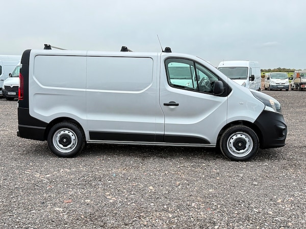 Used Vauxhall Vivaro 2019 for sale - 76316942: Photo 7
