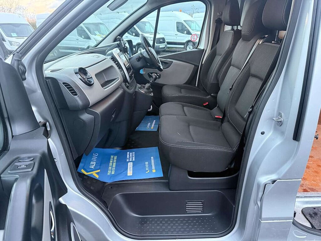 Used Renault Trafic 2018 for sale - 77339794: Photo 17