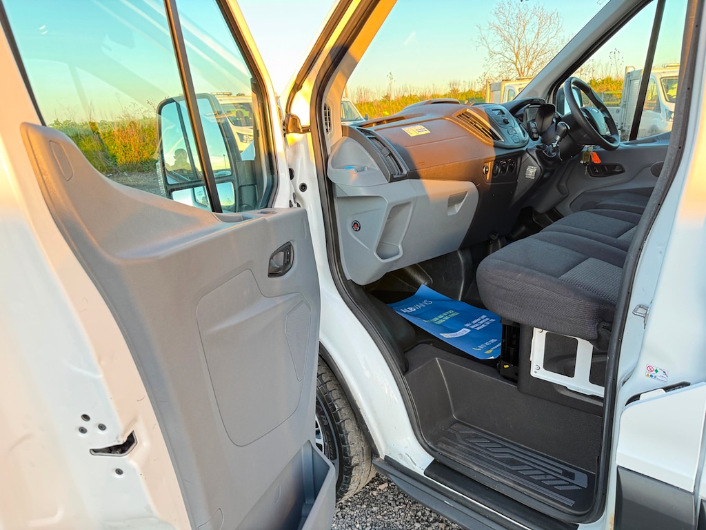 Used Ford Transit 2017 for sale - 77983109: Photo 20