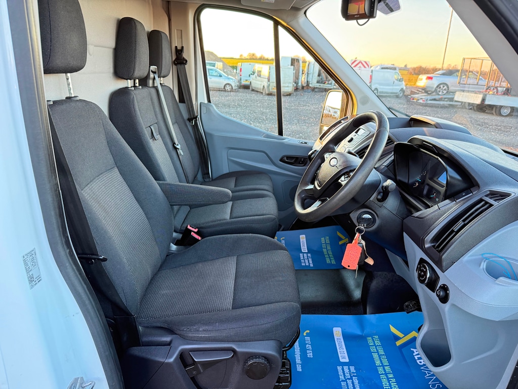 Used Ford Transit 2017 for sale - 77983109: Photo 23