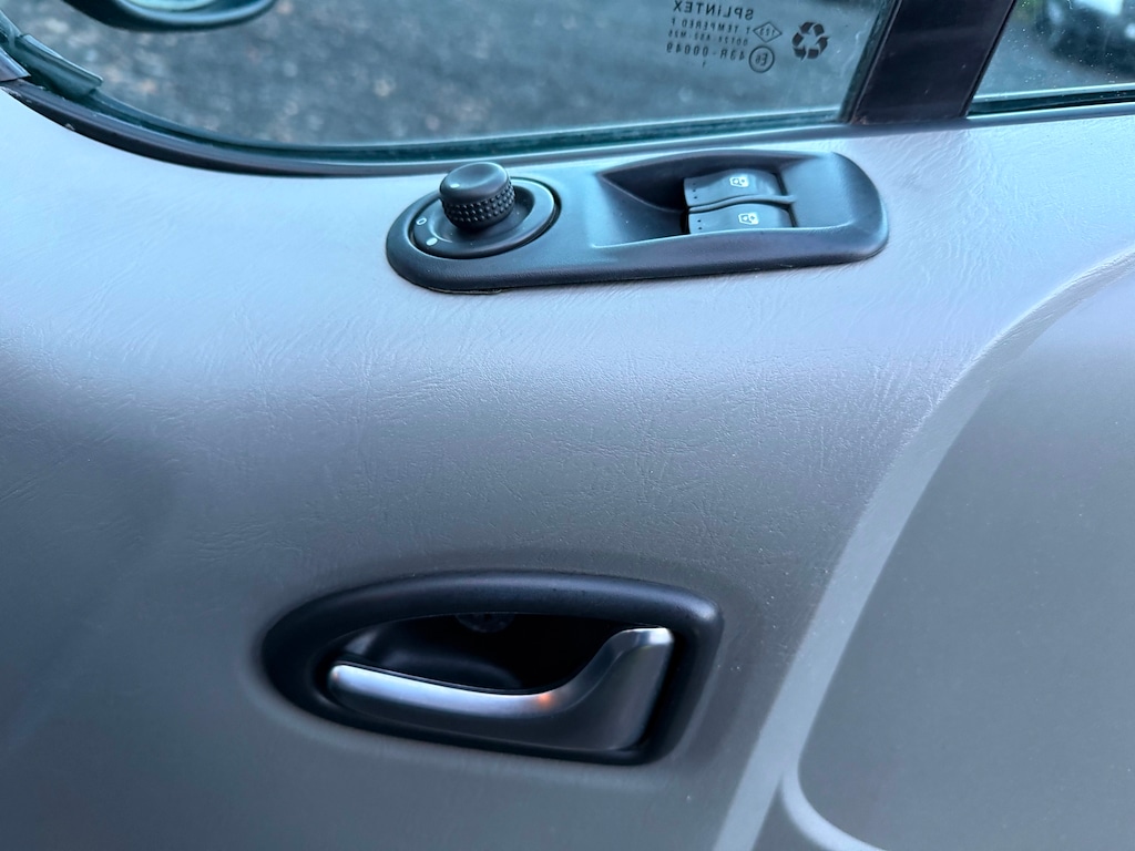 Used Vauxhall Vivaro 2012 for sale - 76447352: Photo 19