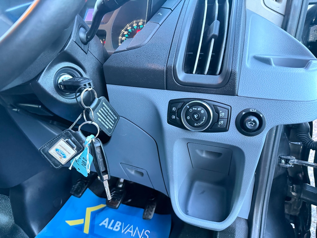 Used Ford Transit 2017 for sale - 77771508: Photo 24