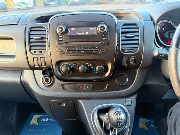 Used Vauxhall Vivaro 2019 for sale - 75570464: Photo 17