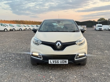 Used Renault Captur 2016 for sale - 75417230: Photo