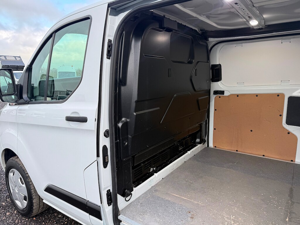 Used Ford Transit Custom 2018 for sale - 76447343: Photo 15