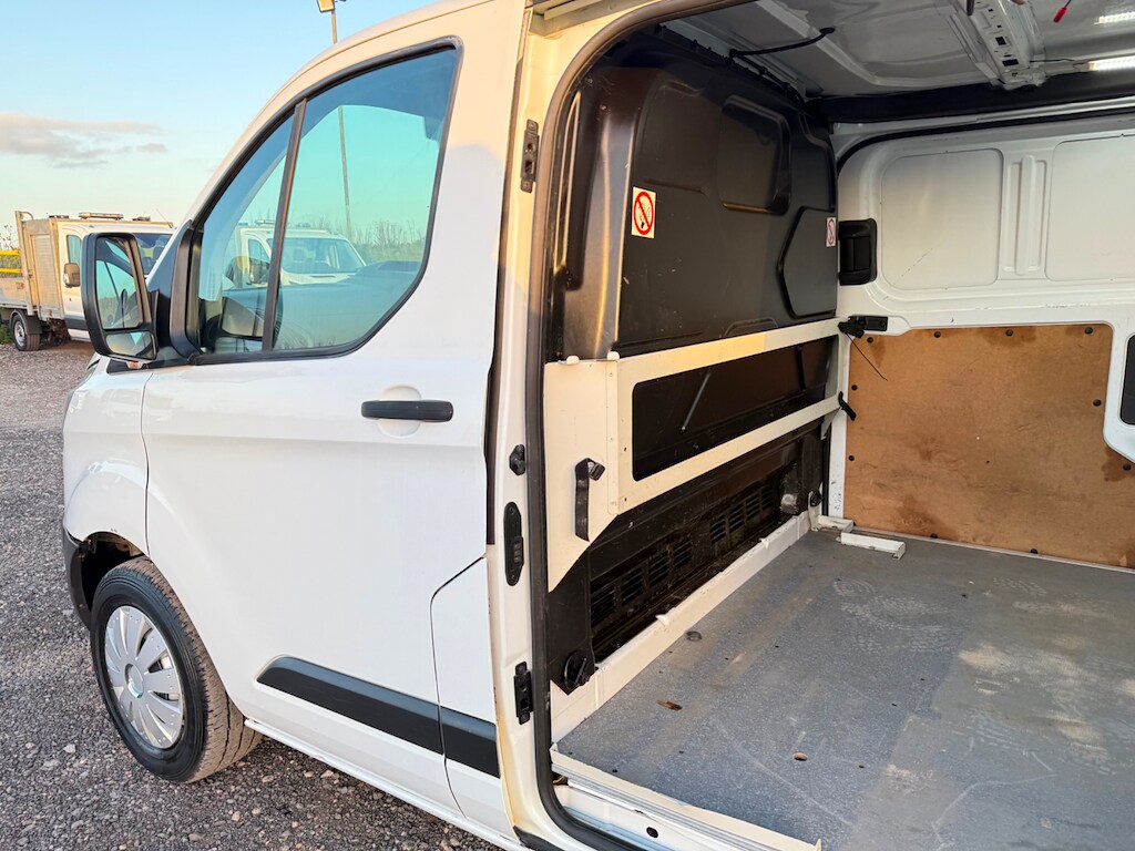 Used Ford Transit Custom 2017 for sale - 78089092: Photo 16
