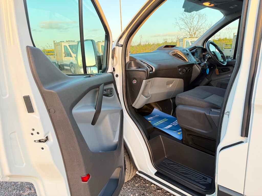 Used Ford Transit Custom 2017 for sale - 78089092: Photo 17